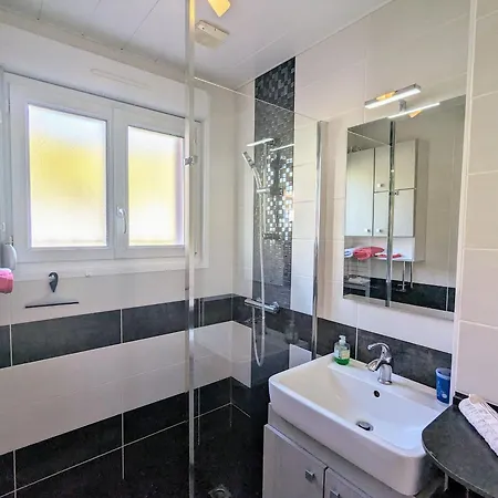 아파트 Avec Terrasse, Parking Et Wifi A - Fr-1-589-752 *